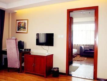 Gucheng  Fu Yuan Business Hotel- Luanchuan מראה חיצוני תמונה