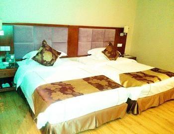 Gucheng  Fu Yuan Business Hotel- Luanchuan מראה חיצוני תמונה